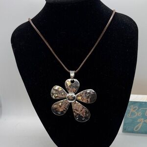 Silvertone hammered Flower Pendant Necklace, measures 21 inches